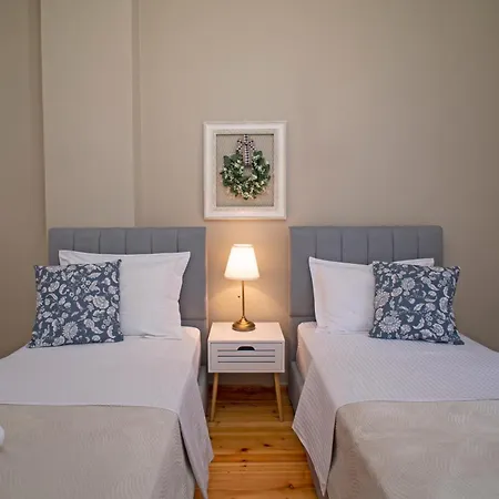Cozyhome 4 Ilisia * Selanik