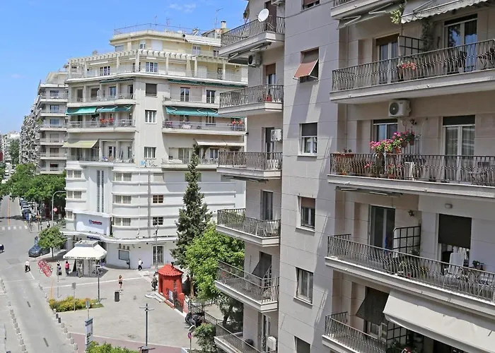 Cozyhome 4 Ilisia Appartement *